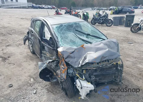 2013 Toyota Prius C Two from USA, damaged, VIN JTDKDTB35D1546587